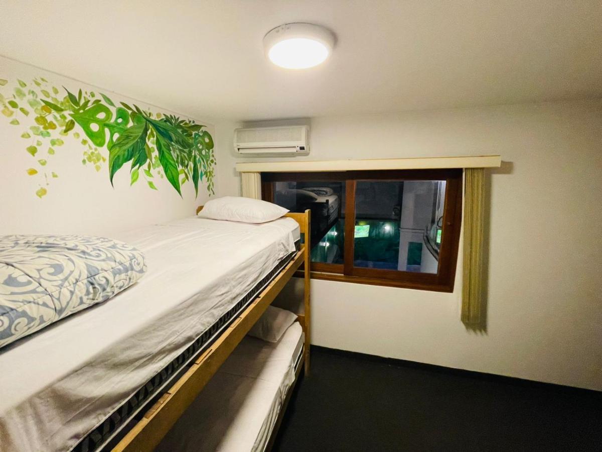 Rainbow Hostel リマ エクステリア 写真